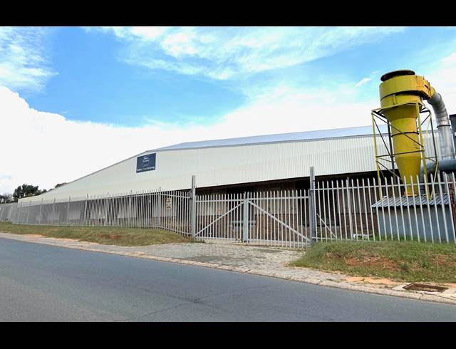 12,263M² WAREHOUSE TO LET IN WYNBERG
